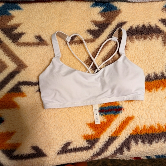Lululemon Bra - Picture 1 of 5